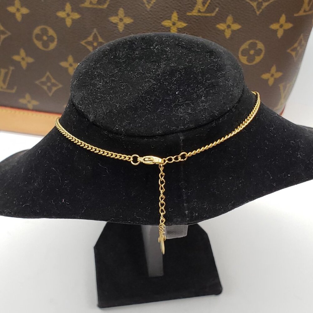Horse Shoe Gold Plated Necklace Chain - Picture 3 of 6